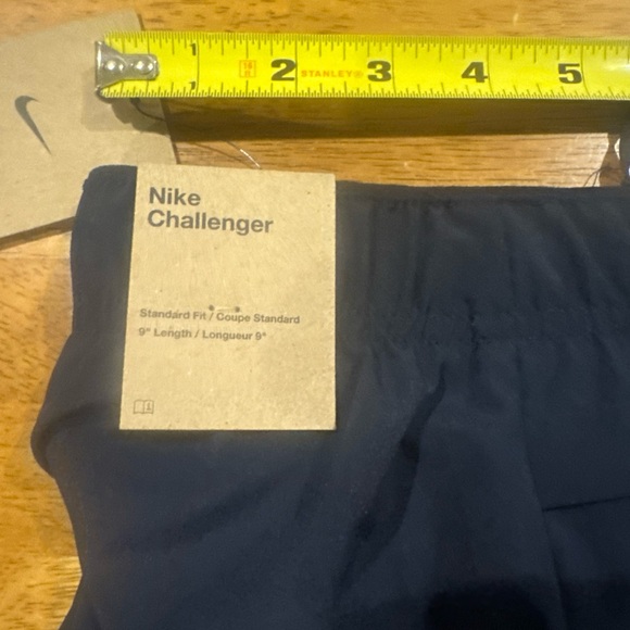 Nike Mens Dri Fit Challenger Running Shorts Small Navy Lined DV9361 451 New Tags - Picture 8 of 10
